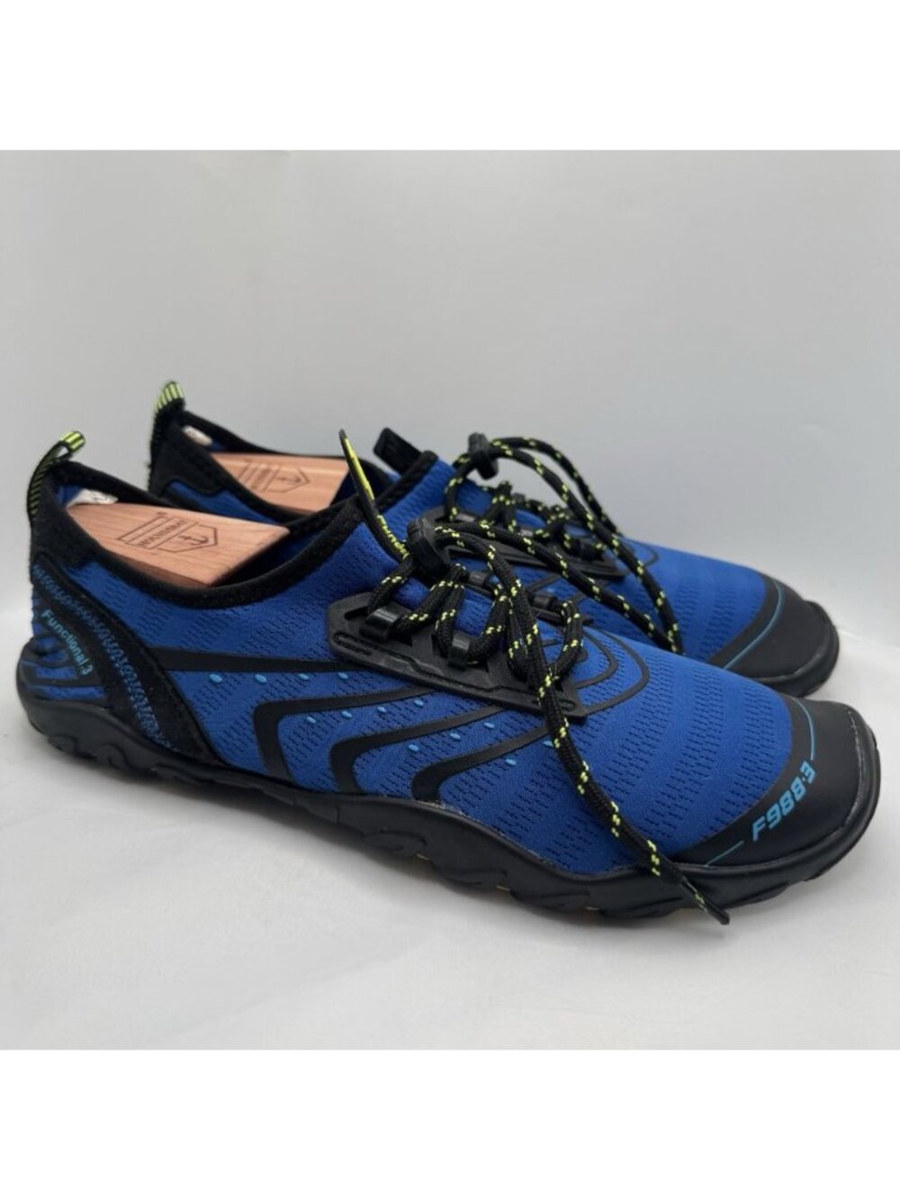 Saguaro Water Shoes Unisex Quick Dry Blue And Black Size 42 Women’s 10.5 Mens 9